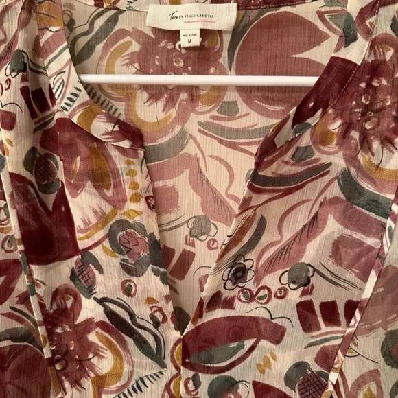 Two by Vince Camuto Blouse - Picture 2 of 3